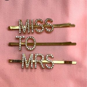 Set of 3 Rhinestone “MISS TO MRS” hair Barrett’s